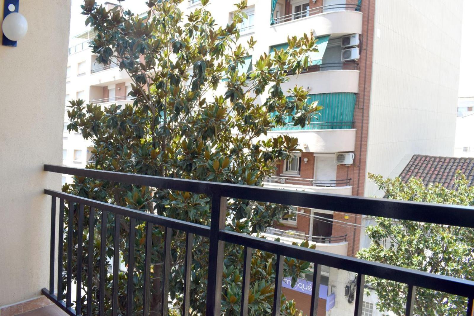 Apartamentos Atlas Terrassa IV Eksteriør bilde
